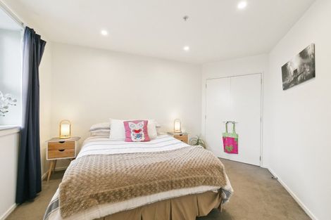 Photo of property in Stadium Garden Flats, 101/107 Thorndon Quay, Pipitea, Wellington, 6011