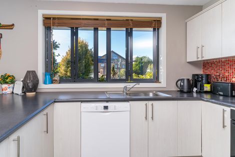 Photo of property in 76 Ohau Drive, Lake Ohau, Twizel, 9412