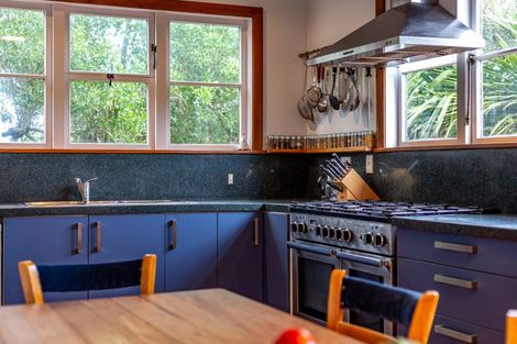 Photo of property in 7 Himalaya Crescent, Khandallah, Wellington, 6035