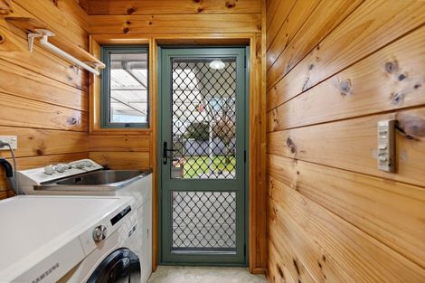 Photo of property in 12 Marotoa Grove, Turangi, 3334