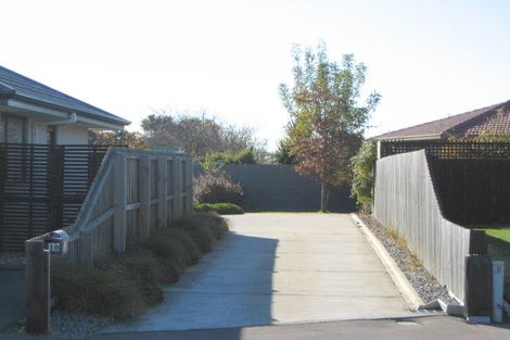 Photo of property in 18 Ballymena Drive, Belfast, Christchurch, 8051