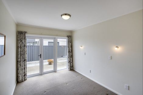 Photo of property in 18 The Esplanade, Westshore, Napier, 4110