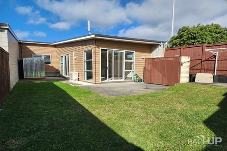 Photo of property in 26 Station Street, Hobsonville, Auckland, 0616
