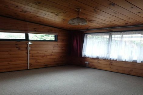 Photo of property in 14 Avon Place, Springvale, Whanganui, 4501
