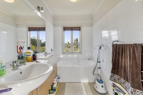 Photo of property in 115e Remuera Road, Remuera, Auckland, 1050