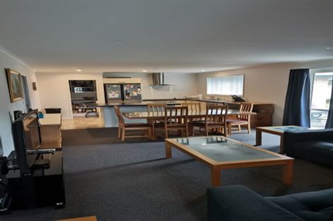 Photo of property in 19 Mahy Way, Leamington, Cambridge, 3432