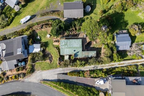 Photo of property in 4 Queens View Road, Russell, 0202