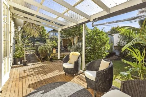 Photo of property in 1a Eden View Road, Sandringham, Auckland, 1025