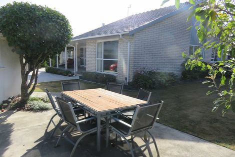 Photo of property in 16 Cam Place, Harewood, Christchurch, 8051