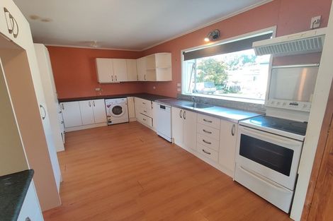 Photo of property in 42 Ireland Road, Mount Wellington, Auckland, 1060