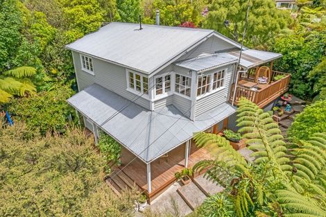 Photo of property in 82 Pinehaven Road, Pinehaven, Upper Hutt, 5019