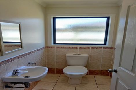 Photo of property in 6 Hampervale Place, Flat Bush, Auckland, 2016