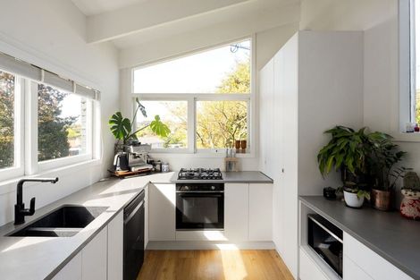 Photo of property in 178 Whatawhata Road, Dinsdale, Hamilton, 3204