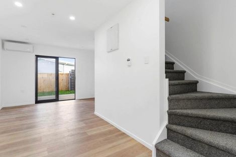 Photo of property in 6a Sunlands Drive, Manurewa, Auckland, 2102