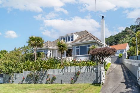 Photo of property in 6 Burnham Street, Seatoun, Wellington, 6022
