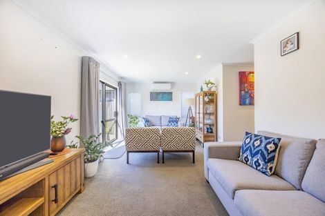 Photo of property in 97 Schoolside Road, Kumeu, 0810