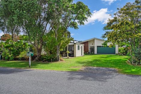 Photo of property in 4 Ringer Avenue, Matapouri, Whangarei, 0173
