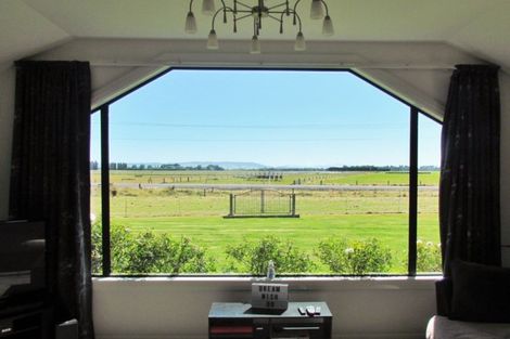 Photo of property in 9a Racecourse Road, Winton, 9782