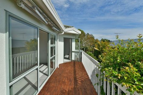 Photo of property in 21 Charlotte Street, Stanmore Bay, Whangaparaoa, 0932