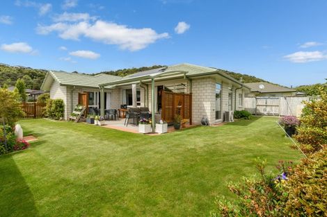 Photo of property in 12 Rochfort Crescent, Pyes Pa, Tauranga, 3112