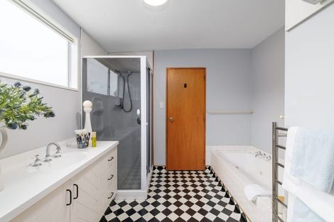 Photo of property in 158a Condell Avenue, Papanui, Christchurch, 8053