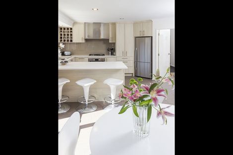 Photo of property in 22 Emyvalie Place, Dannemora, Auckland, 2016