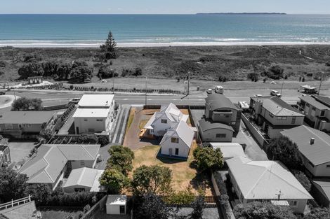 Photo of property in 906 Papamoa Beach Road, Papamoa Beach, Papamoa, 3118