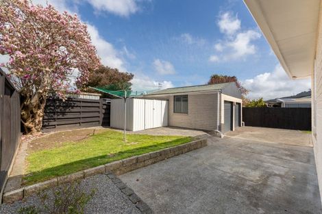 Photo of property in 71 Pasadena Crescent, Totara Park, Upper Hutt, 5018
