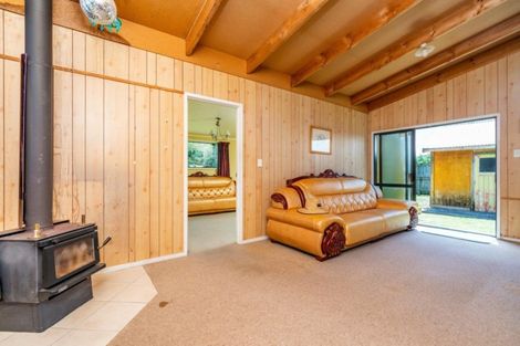 Photo of property in 6 Shoemaker Road, Waipu, 0510