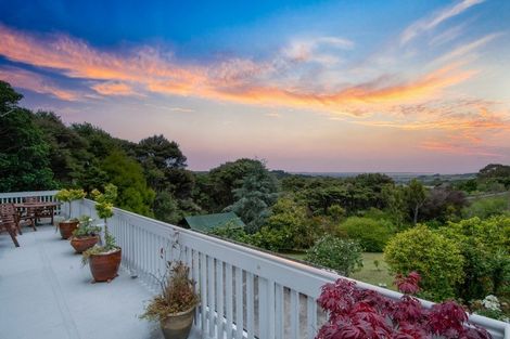 Photo of property in 812 Inland Road, Helensville, 0875