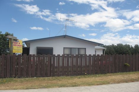 Photo of property in 138 Pukehina Parade, Pukehina, Te Puke, 3189