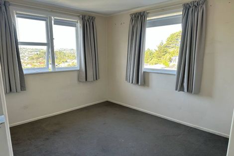 Photo of property in 24 Hollies Crescent, Johnsonville, Wellington, 6037