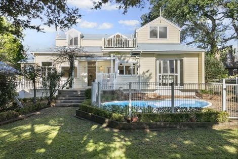 Photo of property in 60 Princes Street, Northcote Point, Auckland, 0627