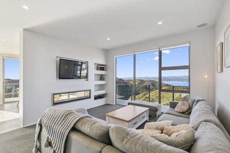 Photo of property in 8 Imran Terrace, Khandallah, Wellington, 6035