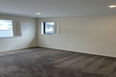 Photo of property in 1 Lime Rise, Flat Bush, Auckland, 2019