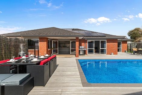 Photo of property in 13 Allendale Place, Morrinsville, 3300