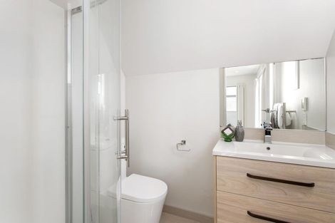 Photo of property in 4/33 Elizabeth Street, Riccarton, Christchurch, 8041