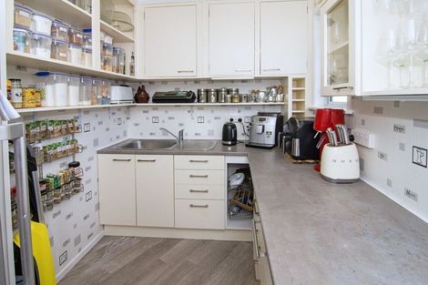 Photo of property in 11 Puriri Crescent, Lansdowne, Masterton, 5810