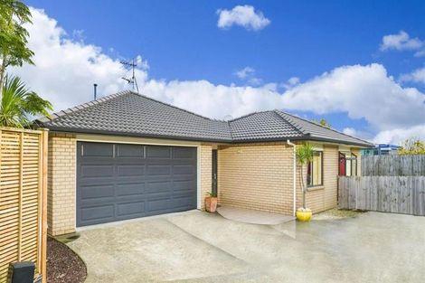 Photo of property in 12 Kanuka Way, Albany, Auckland, 0632