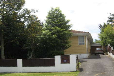 Photo of property in 8 Smedley Street, Manurewa, Auckland, 2102