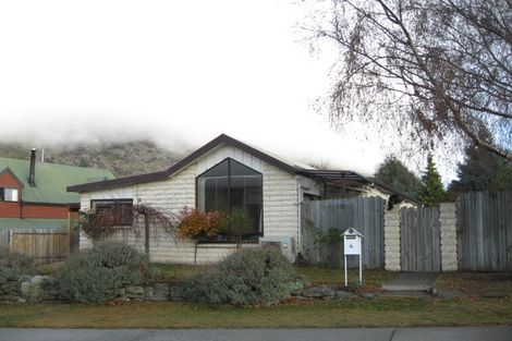 Photo of property in 4 Remarkables Crescent, Frankton, Queenstown, 9300
