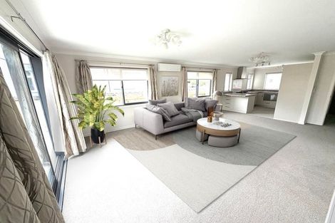 Photo of property in 39 Shamrock Street, Takaro, Palmerston North, 4412