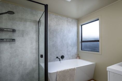Photo of property in 16 Marsh Road, Ettrick, Roxburgh, 9572