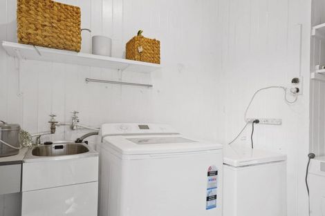 Photo of property in 18 Garvins Road, Hornby, Christchurch, 8042