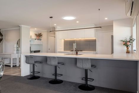 Photo of property in 33 Monarch Drive, Ashhurst, 4810