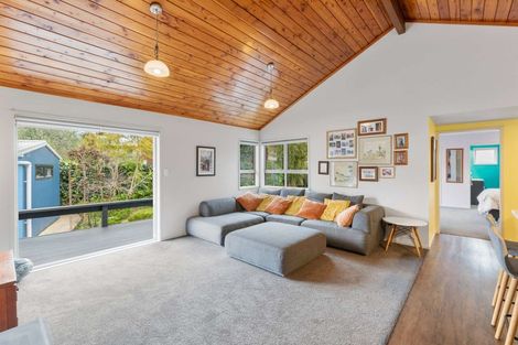 Photo of property in 2/17 Alma Crescent, Papakura, 2110