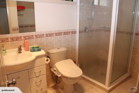 Photo of property in 14 Walter Macdonald Street, Howick, Auckland, 2014