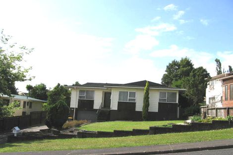 Photo of property in 25 Longreach Drive, Sunnyvale, Auckland, 0612