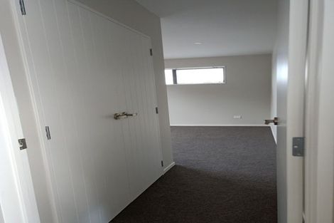 Photo of property in 147a Pigeon Mountain Road, Half Moon Bay, Auckland, 2012
