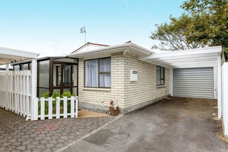 Photo of property in 4/13 Norman Street, Lower Vogeltown, New Plymouth, 4310